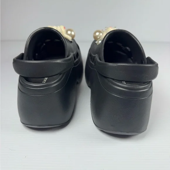 Azalea Wang Davies Black Platform Clogs Charm Decorated NIB - Picture 4 of 6